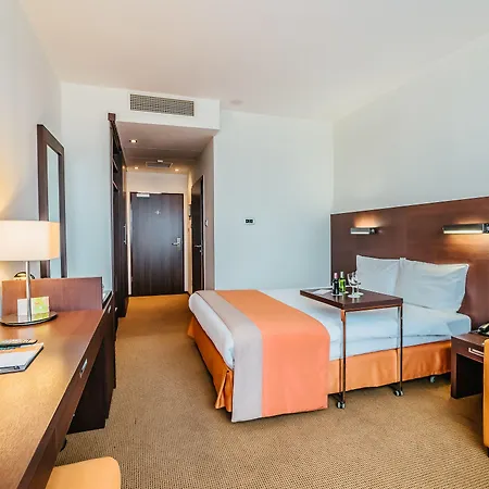 Desilva Warszawa פיאזשנו