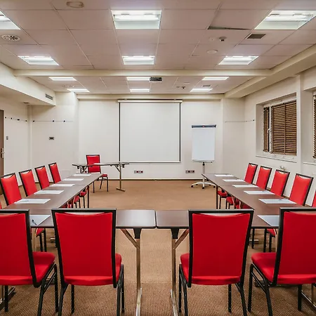 Desilva Warszawa Пясечно