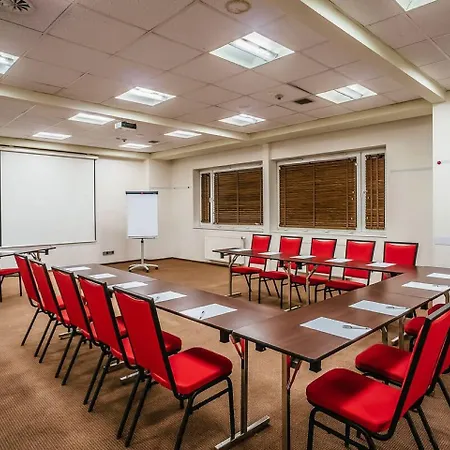 Desilva Warszawa פיאזשנו