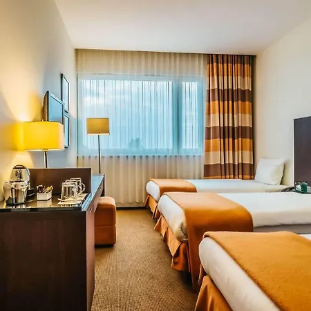 Desilva Warszawa מלון 3*