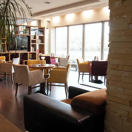 Отель Desilva Warszawa