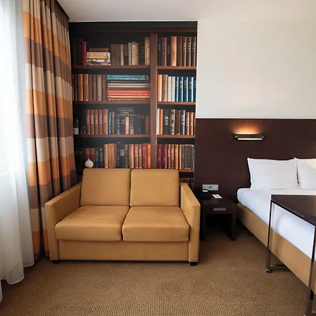 Desilva Warszawa Отель 3*