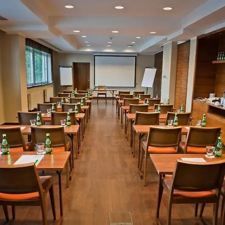 Desilva Warszawa Piaseczno Hotel
