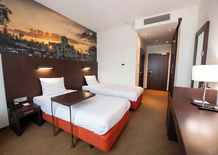 Desilva Warszawa Hotel 3*